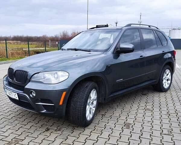 Сірий БМВ Х5, об'ємом двигуна 3 л та пробігом 230 тис. км за 13900 $, фото 1 на Automoto.ua