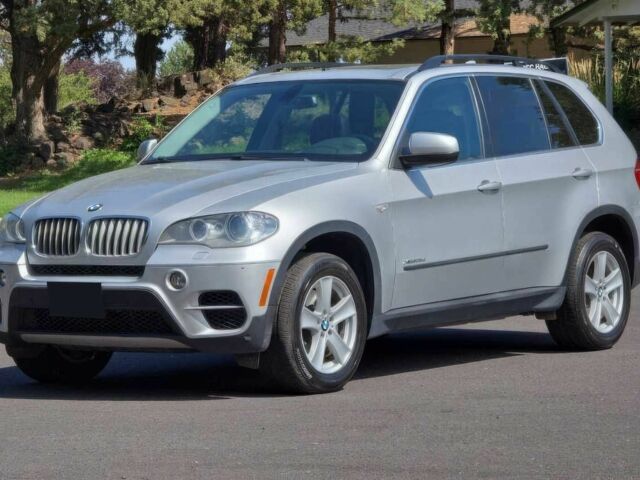 Серый БМВ Х5, объемом двигателя 3 л и пробегом 88 тыс. км за 4450 $, фото 1 на Automoto.ua