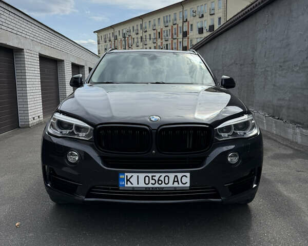 Серый БМВ Х5, объемом двигателя 2.99 л и пробегом 187 тыс. км за 28000 $, фото 1 на Automoto.ua