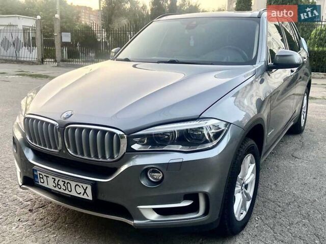 Серый БМВ Х5, объемом двигателя 2.99 л и пробегом 202 тыс. км за 25100 $, фото 1 на Automoto.ua