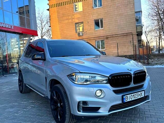 Сірий БМВ Х5, об'ємом двигуна 3 л та пробігом 280 тис. км за 26500 $, фото 1 на Automoto.ua
