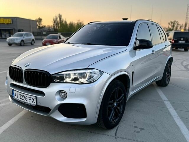 Серый БМВ Х5, объемом двигателя 2 л и пробегом 265 тыс. км за 21900 $, фото 1 на Automoto.ua