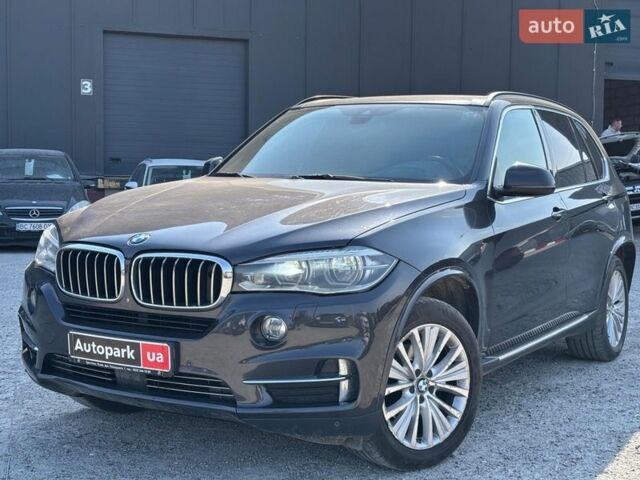 Серый БМВ Х5, объемом двигателя 3 л и пробегом 302 тыс. км за 27890 $, фото 1 на Automoto.ua