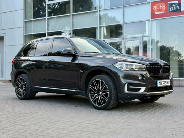 Сірий БМВ Х5, об'ємом двигуна 3 л та пробігом 335 тис. км за 23500 $, фото 1 на Automoto.ua