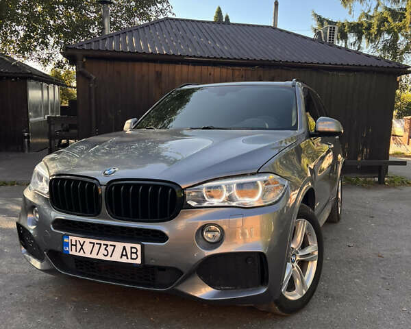 Сірий БМВ Х5, об'ємом двигуна 2.99 л та пробігом 314 тис. км за 28000 $, фото 1 на Automoto.ua