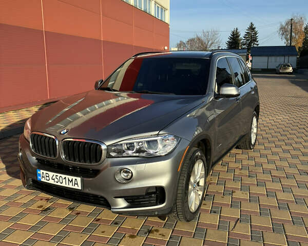 Серый БМВ Х5, объемом двигателя 2 л и пробегом 107 тыс. км за 29999 $, фото 1 на Automoto.ua