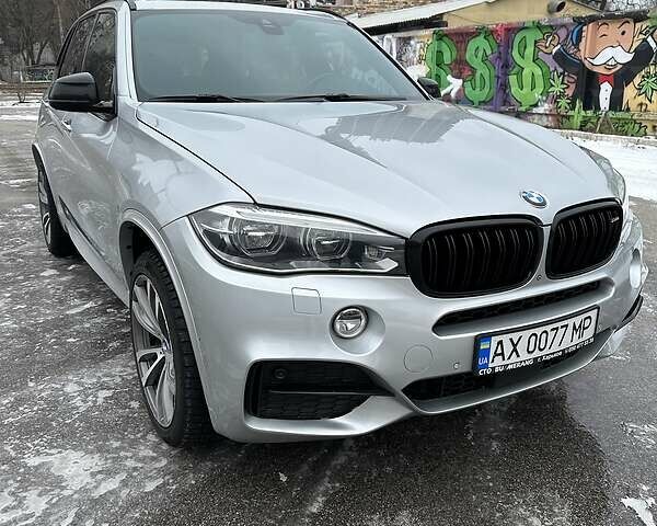 Серый БМВ Х5, объемом двигателя 3 л и пробегом 191 тыс. км за 45500 $, фото 1 на Automoto.ua