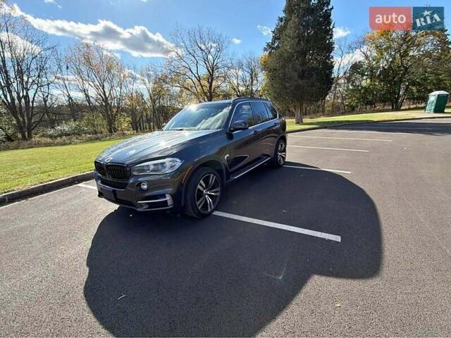 Серый БМВ Х5, объемом двигателя 2.98 л и пробегом 256 тыс. км за 25600 $, фото 1 на Automoto.ua