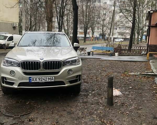 Сірий БМВ Х5, об'ємом двигуна 2.98 л та пробігом 182 тис. км за 28600 $, фото 1 на Automoto.ua
