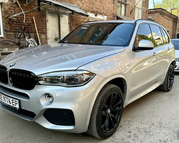 Серый БМВ Х5, объемом двигателя 2.98 л и пробегом 110 тыс. км за 34500 $, фото 1 на Automoto.ua