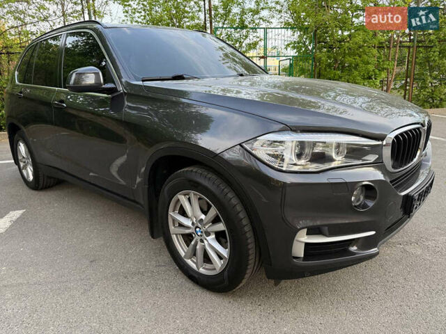 Серый БМВ Х5, объемом двигателя 2 л и пробегом 84 тыс. км за 32000 $, фото 1 на Automoto.ua