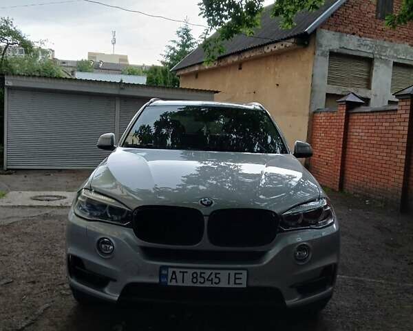 Сірий БМВ Х5, об'ємом двигуна 2 л та пробігом 190 тис. км за 26500 $, фото 1 на Automoto.ua