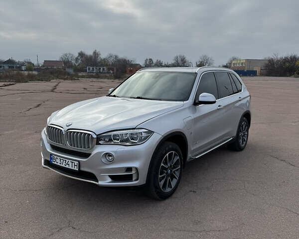 Сірий БМВ Х5, об'ємом двигуна 2 л та пробігом 145 тис. км за 22999 $, фото 1 на Automoto.ua