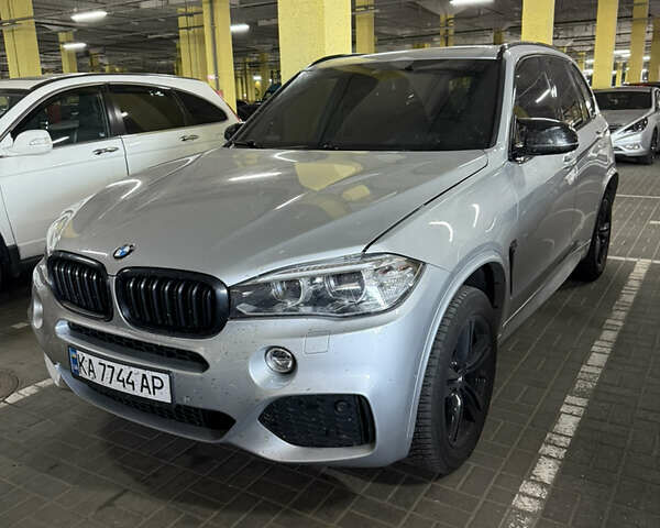 Серый БМВ Х5, объемом двигателя 2.99 л и пробегом 205 тыс. км за 31000 $, фото 1 на Automoto.ua