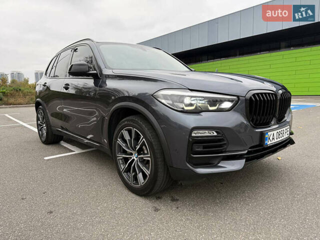 Серый БМВ Х5, объемом двигателя 2.99 л и пробегом 120 тыс. км за 52000 $, фото 1 на Automoto.ua