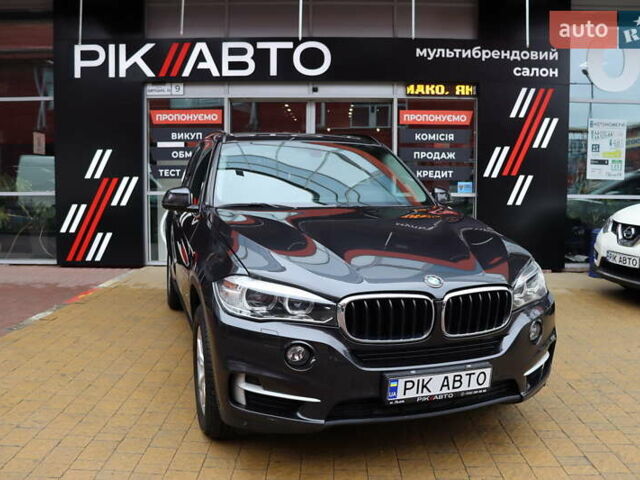 Сірий БМВ Х5, об'ємом двигуна 2 л та пробігом 157 тис. км за 37400 $, фото 1 на Automoto.ua