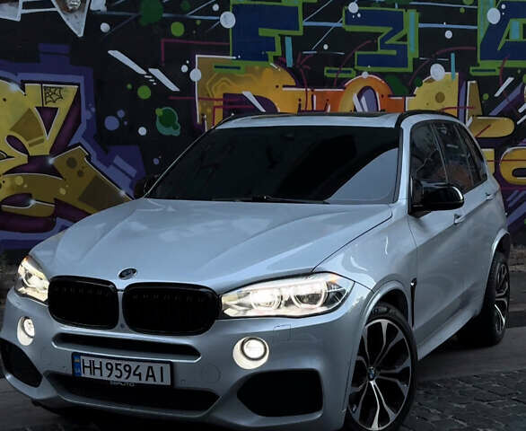 Сірий БМВ Х5, об'ємом двигуна 3 л та пробігом 31 тис. км за 36900 $, фото 1 на Automoto.ua