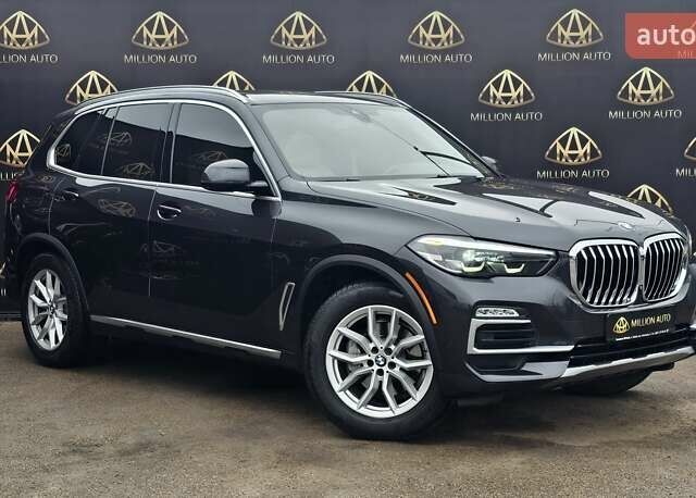 Сірий БМВ Х5, об'ємом двигуна 3 л та пробігом 83 тис. км за 49999 $, фото 1 на Automoto.ua