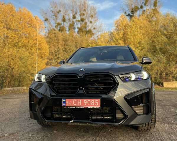 Серый БМВ Х5, объемом двигателя 3 л и пробегом 150 тыс. км за 48000 $, фото 1 на Automoto.ua