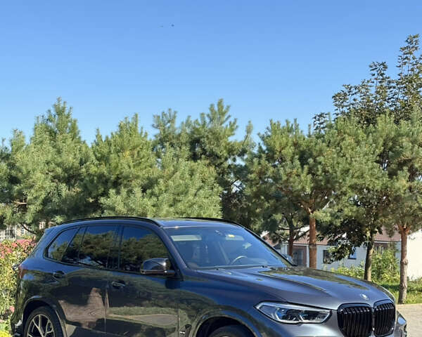 БМВ Х5 2019 в Черновцах на Automoto.ua Серый БМВ Х5, объемом двигателя 3 л и пробегом 130 тыс. км за 60000 $, фото 1 на Automoto.ua