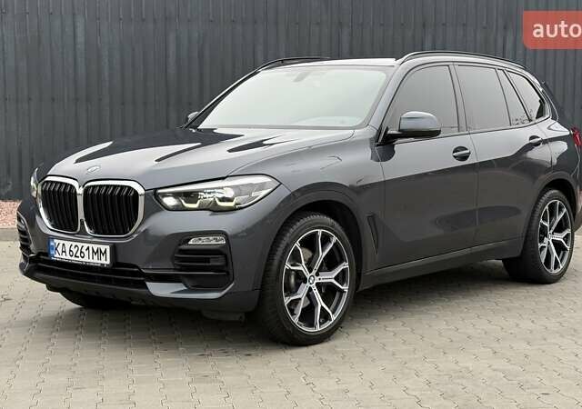 Серый БМВ Х5, объемом двигателя 2.99 л и пробегом 160 тыс. км за 59900 $, фото 1 на Automoto.ua
