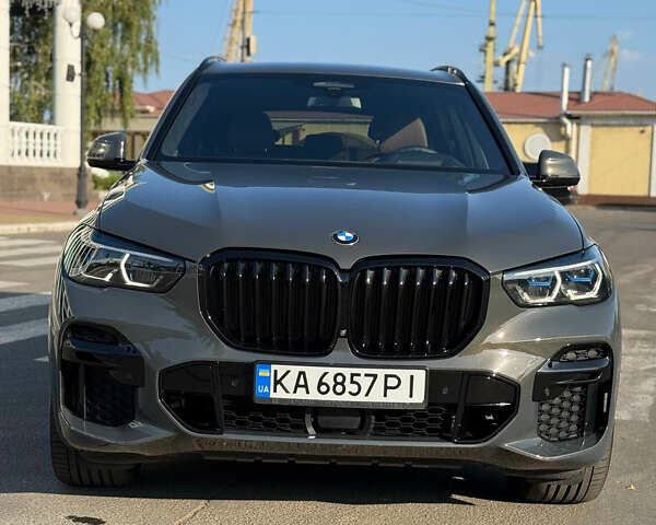 Серый БМВ Х5, объемом двигателя 4.39 л и пробегом 91 тыс. км за 76000 $, фото 1 на Automoto.ua