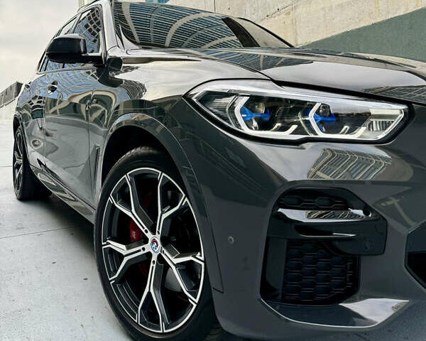 Сірий БМВ Х5, об'ємом двигуна 2.99 л та пробігом 38 тис. км за 89999 $, фото 1 на Automoto.ua