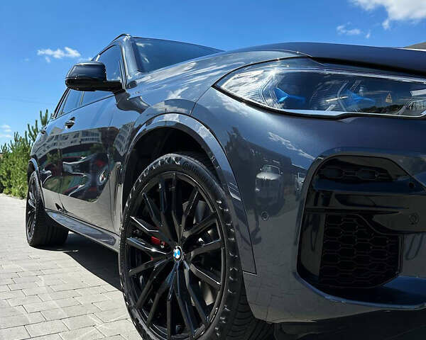 Серый БМВ Х5, объемом двигателя 4.39 л и пробегом 31 тыс. км за 74000 $, фото 1 на Automoto.ua