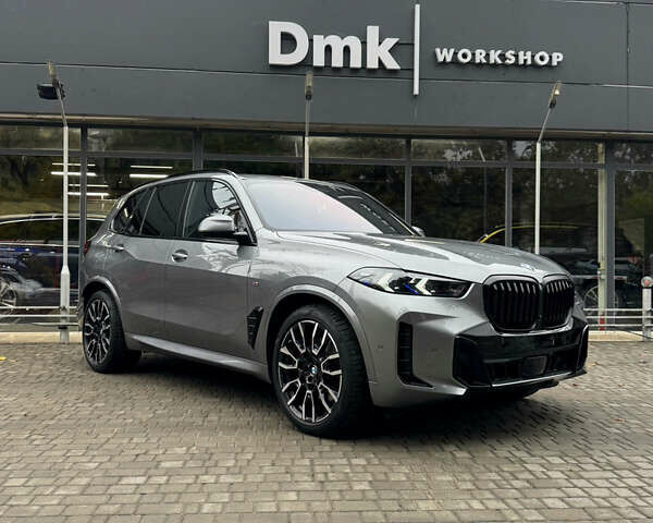 Сірий БМВ Х5, об'ємом двигуна 2.99 л та пробігом 41 тис. км за 104000 $, фото 1 на Automoto.ua