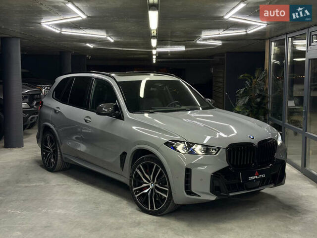 Серый БМВ Х5, объемом двигателя 4.39 л и пробегом 38 тыс. км за 91500 $, фото 1 на Automoto.ua