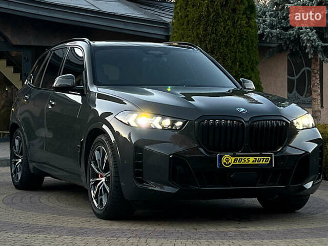 Сірий БМВ Х5, об'ємом двигуна 3 л та пробігом 16 тис. км за 99000 $, фото 1 на Automoto.ua