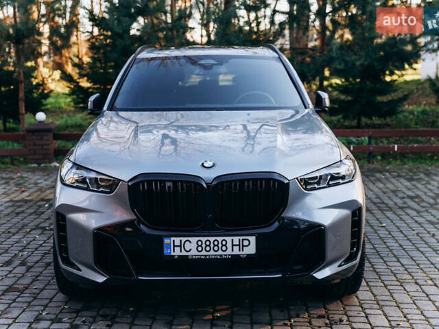 Серый БМВ Х5, объемом двигателя 3 л и пробегом 13 тыс. км за 78000 $, фото 1 на Automoto.ua