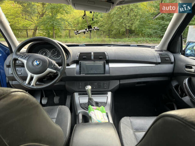 Синий БМВ Х5, объемом двигателя 3 л и пробегом 10 тыс. км за 5100 $, фото 1 на Automoto.ua