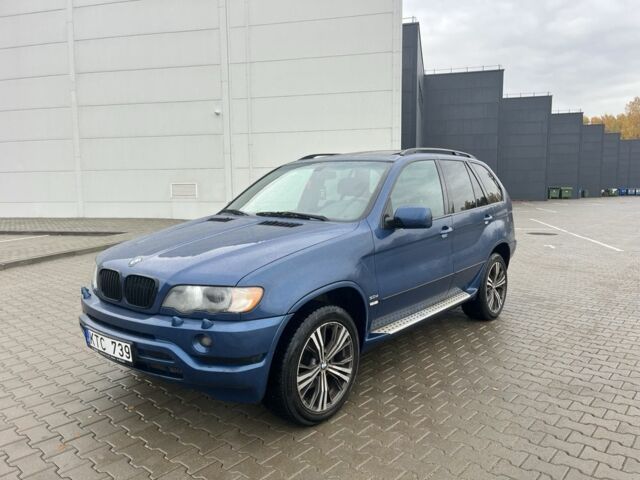 Синій БМВ Х5, об'ємом двигуна 3 л та пробігом 300 тис. км за 5500 $, фото 1 на Automoto.ua