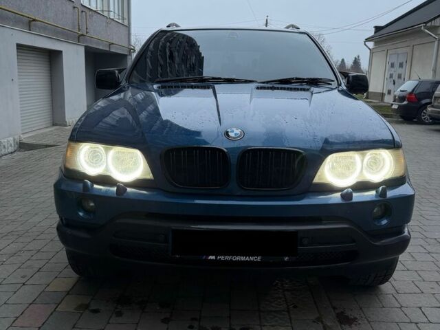 Синій БМВ Х5, об'ємом двигуна 3 л та пробігом 250 тис. км за 5000 $, фото 1 на Automoto.ua