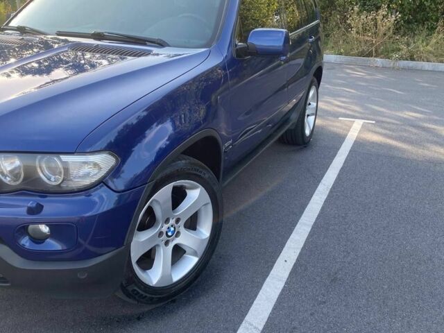 Синий БМВ Х5, объемом двигателя 3 л и пробегом 368 тыс. км за 10700 $, фото 1 на Automoto.ua