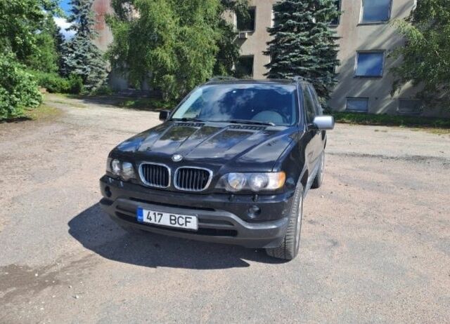 Синий БМВ Х5, объемом двигателя 0 л и пробегом 300 тыс. км за 2000 $, фото 1 на Automoto.ua