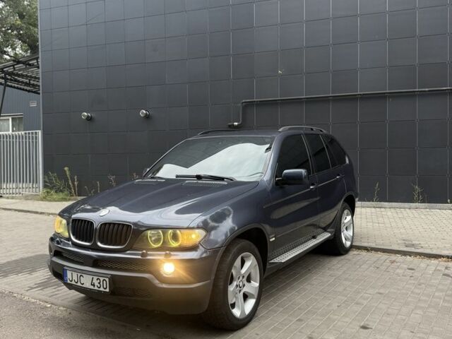 Синий БМВ Х5, объемом двигателя 3 л и пробегом 300 тыс. км за 5500 $, фото 1 на Automoto.ua