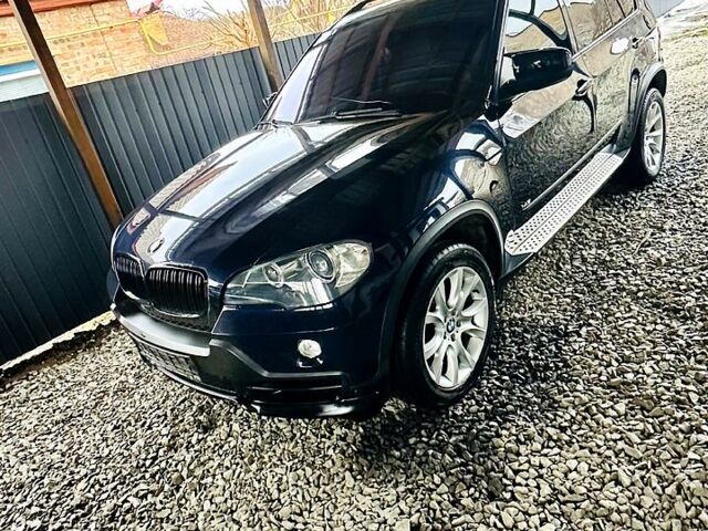 Синій БМВ Х5, об'ємом двигуна 4.8 л та пробігом 199 тис. км за 12500 $, фото 1 на Automoto.ua