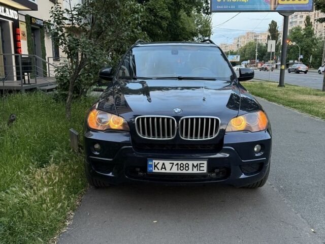 Синий БМВ Х5, объемом двигателя 3 л и пробегом 240 тыс. км за 11999 $, фото 1 на Automoto.ua