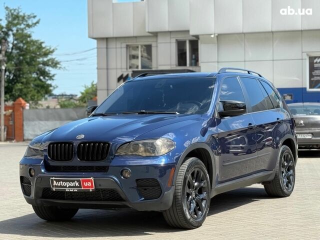 Синій БМВ Х5, об'ємом двигуна 3 л та пробігом 200 тис. км за 13490 $, фото 1 на Automoto.ua