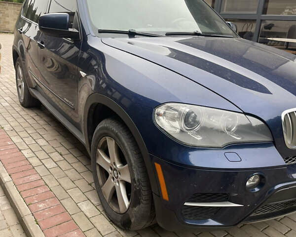 Синий БМВ Х5, объемом двигателя 2.99 л и пробегом 296 тыс. км за 15500 $, фото 1 на Automoto.ua