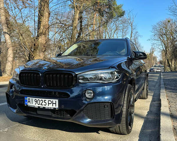 Синій БМВ Х5, об'ємом двигуна 2.98 л та пробігом 215 тис. км за 27000 $, фото 1 на Automoto.ua