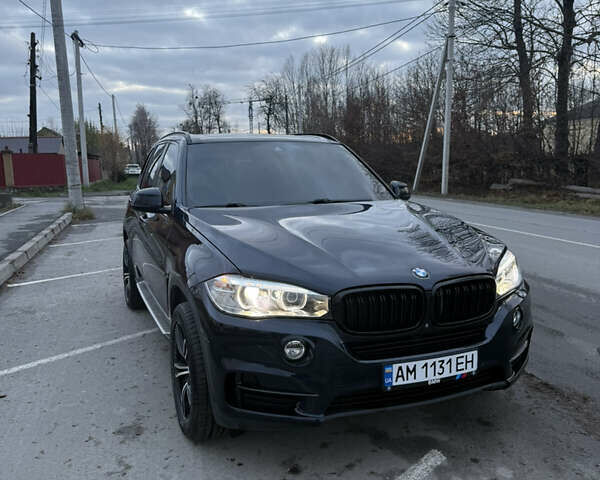 Синій БМВ Х5, об'ємом двигуна 3 л та пробігом 250 тис. км за 25900 $, фото 1 на Automoto.ua