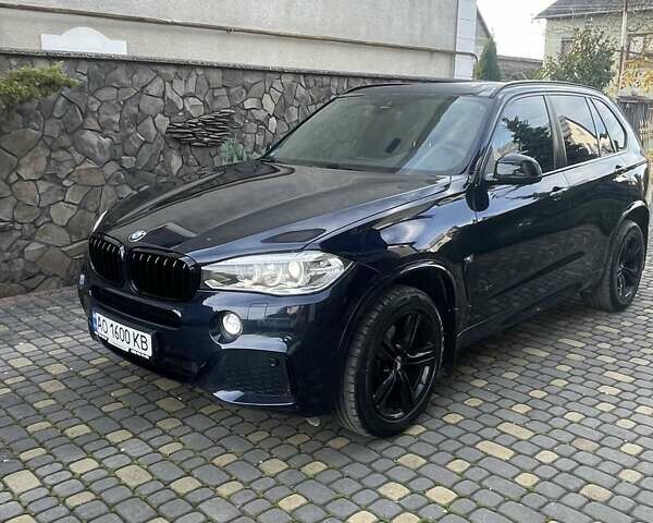 Синий БМВ Х5, объемом двигателя 2.99 л и пробегом 195 тыс. км за 33000 $, фото 1 на Automoto.ua