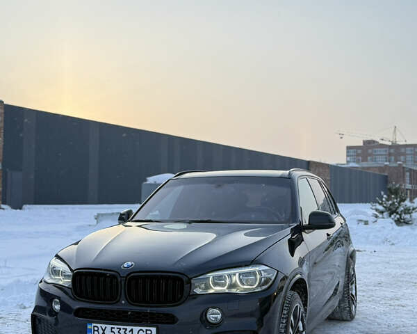 Синий БМВ Х5, объемом двигателя 3 л и пробегом 218 тыс. км за 35000 $, фото 1 на Automoto.ua