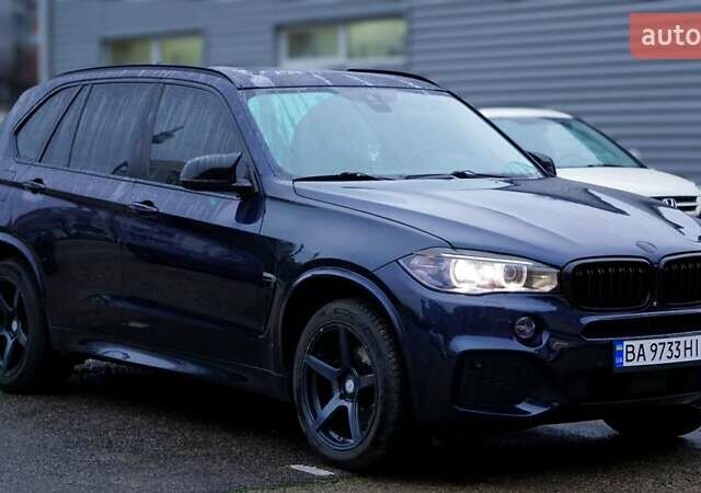 Синій БМВ Х5, об'ємом двигуна 2.99 л та пробігом 226 тис. км за 35000 $, фото 1 на Automoto.ua