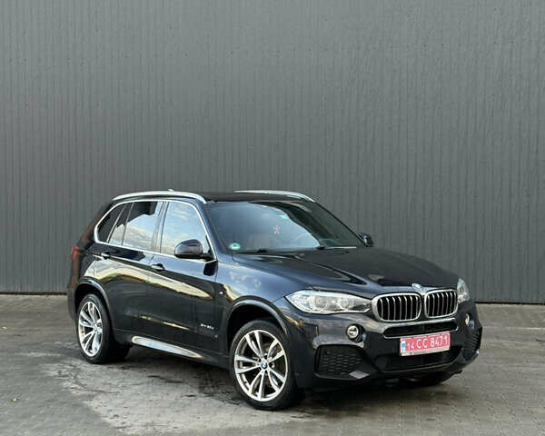 Синий БМВ Х5, объемом двигателя 3 л и пробегом 222 тыс. км за 33500 $, фото 1 на Automoto.ua