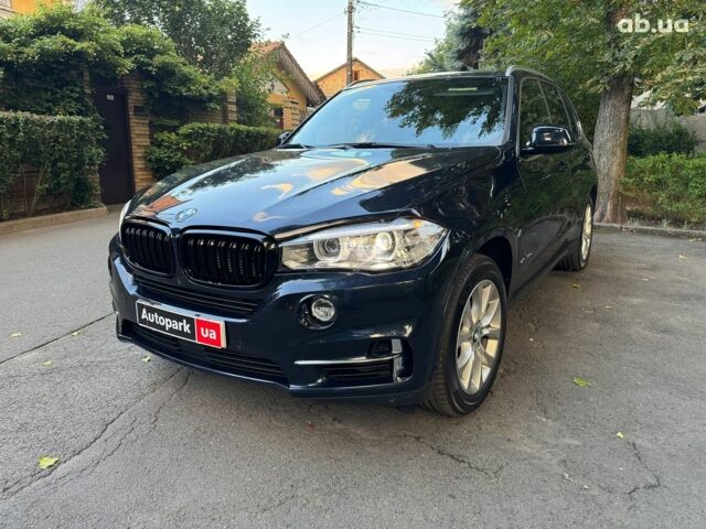 Синій БМВ Х5, об'ємом двигуна 2 л та пробігом 71 тис. км за 37440 $, фото 1 на Automoto.ua