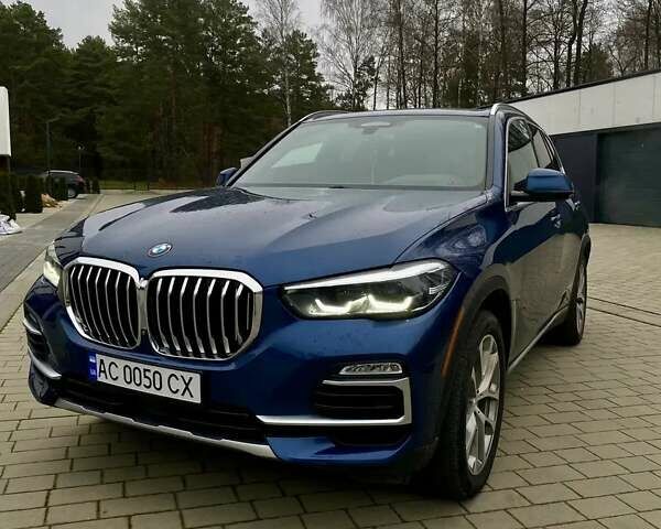 Синий БМВ Х5, объемом двигателя 3 л и пробегом 80 тыс. км за 45000 $, фото 1 на Automoto.ua